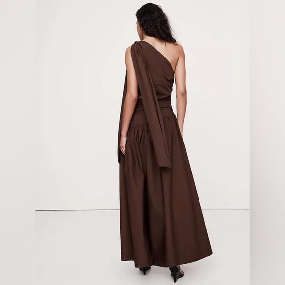 NWT! Banana Republic Stretch-Cotton Poplin One-Shoulder Drop-Waist Maxi  Dress - mordernwear.com